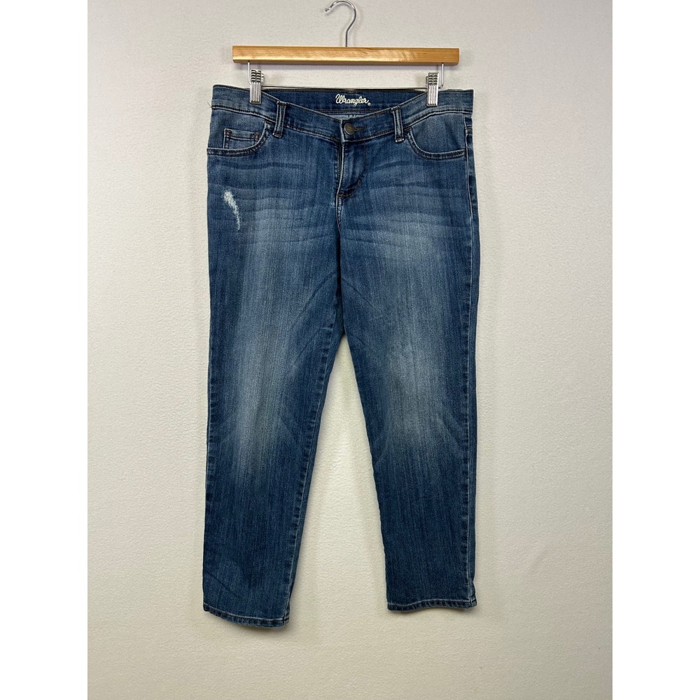 Western Casual Wrangler Womens Size 6M Blue Medium Wash Straight Leg Jeans